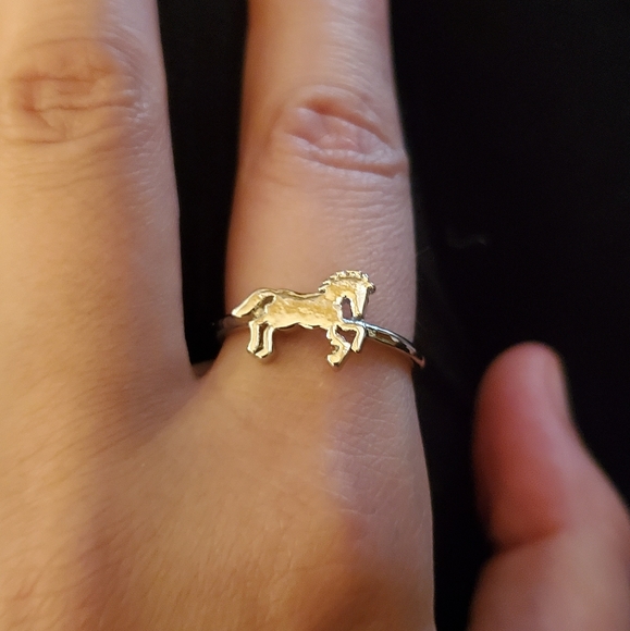 NWOT Silver Horse Ring - Picture 10 of 10